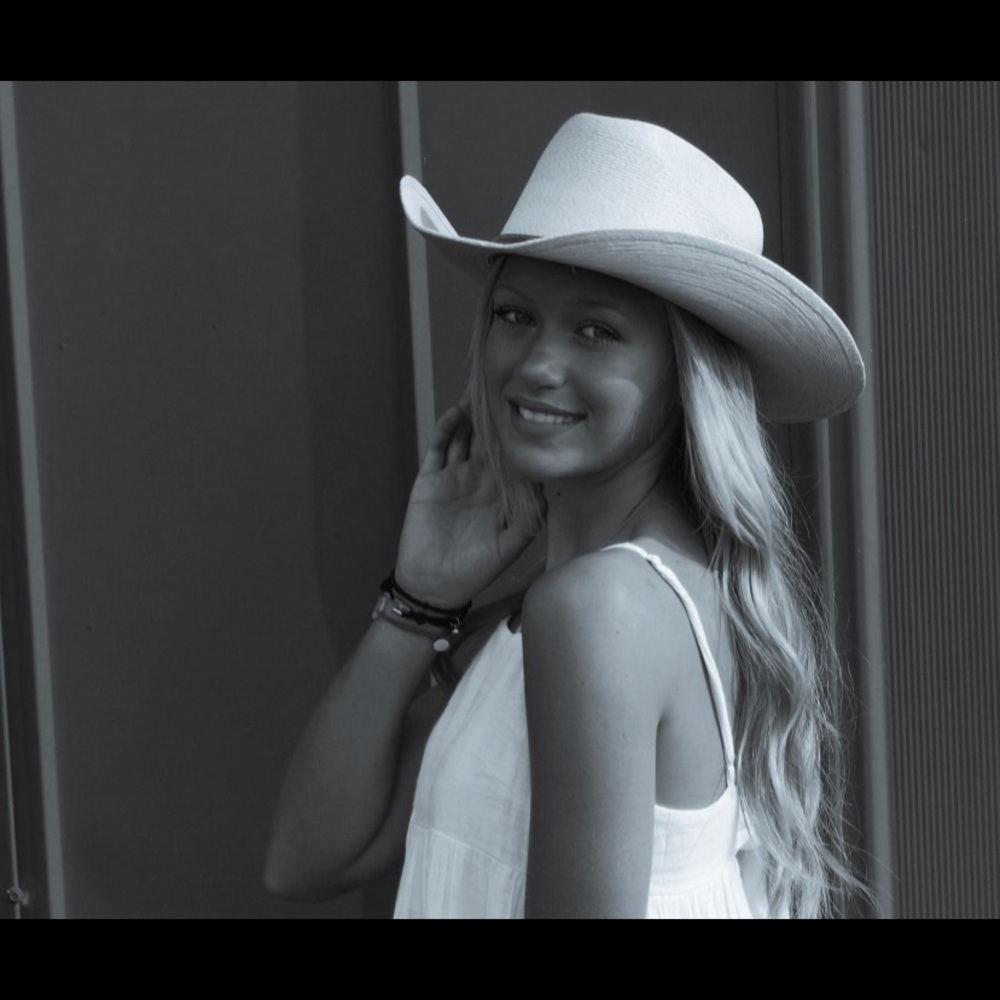 Meet your Posher, Catherine